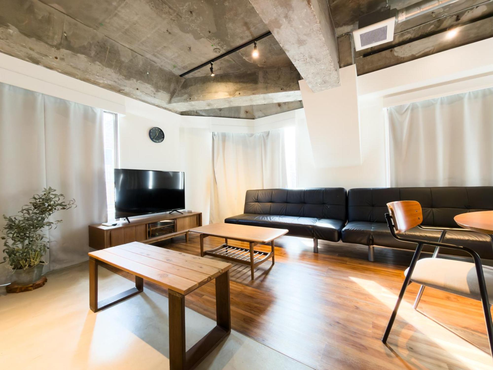 Satellite Hotel Komagome サテライトホテル駒込 — Photos 1